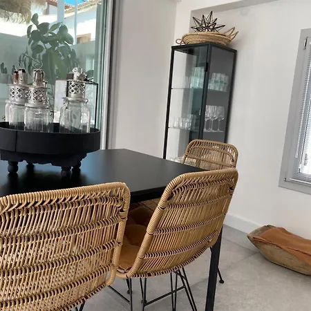 Design House In The Historic Center Of Sigacik بيت للعطل